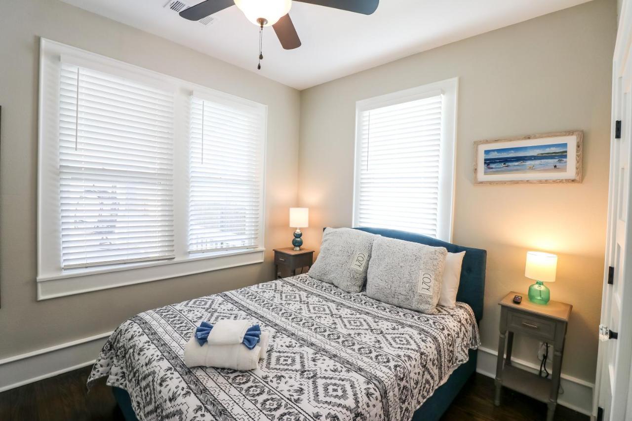 Dog-Friendly Stylish Super Cozy Home Fabulous Patio And Perfect Location Galveston Exteriör bild