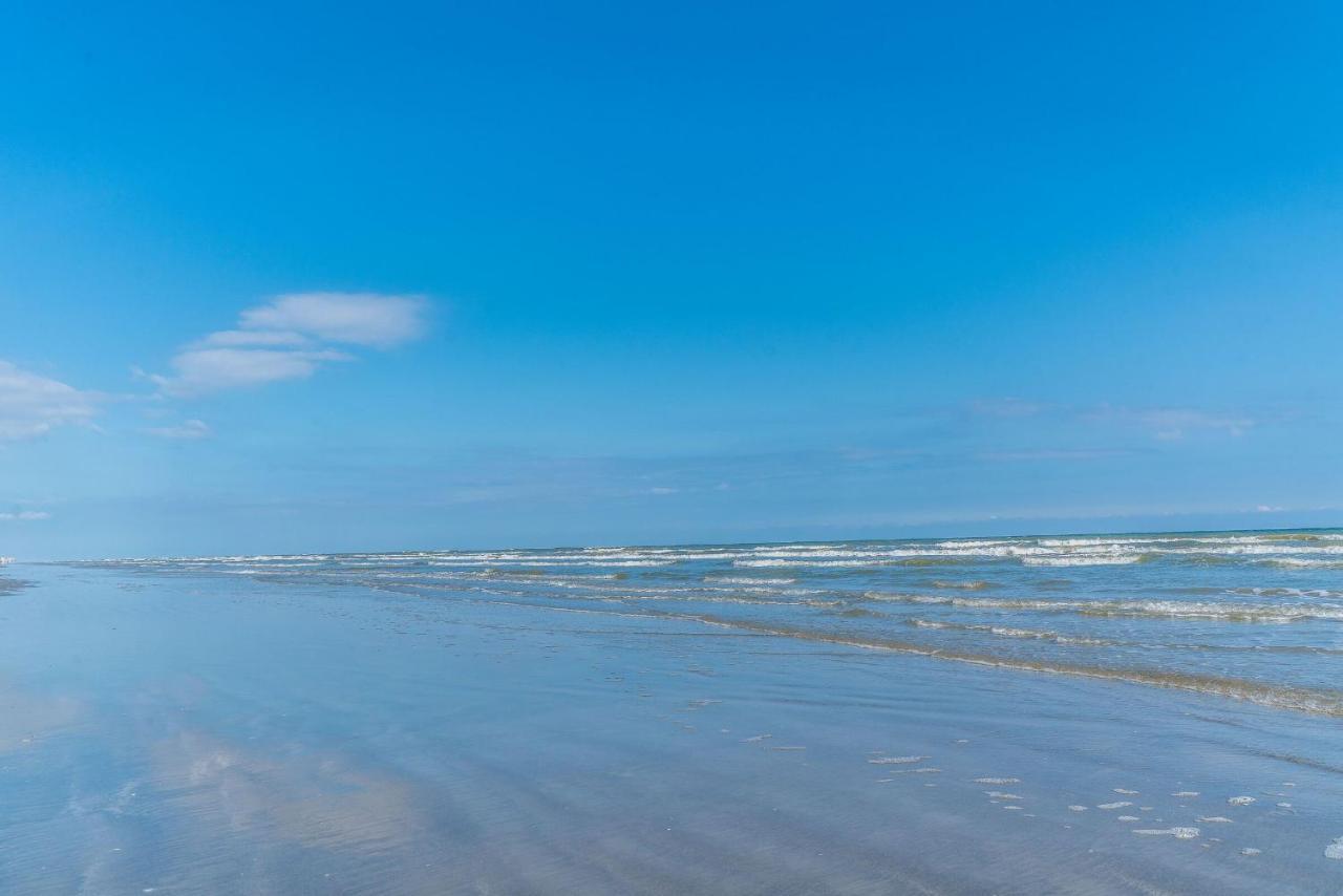 Dog-Friendly Stylish Super Cozy Home Fabulous Patio And Perfect Location Galveston Exteriör bild