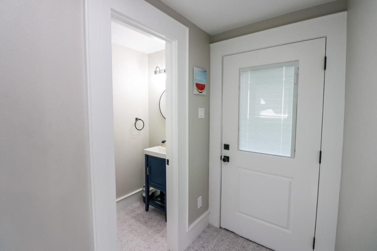 Dog-Friendly Stylish Super Cozy Home Fabulous Patio And Perfect Location Galveston Exteriör bild