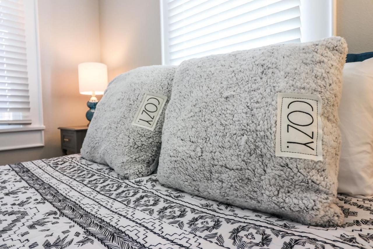 Dog-Friendly Stylish Super Cozy Home Fabulous Patio And Perfect Location Galveston Exteriör bild